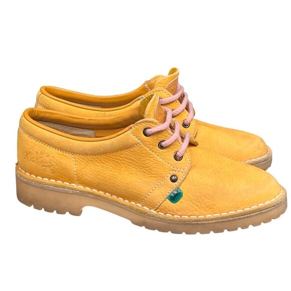 Kickers Yellow Gold Low Top Women’s Boots Pink Laces size 6 - Picture 2 of 9